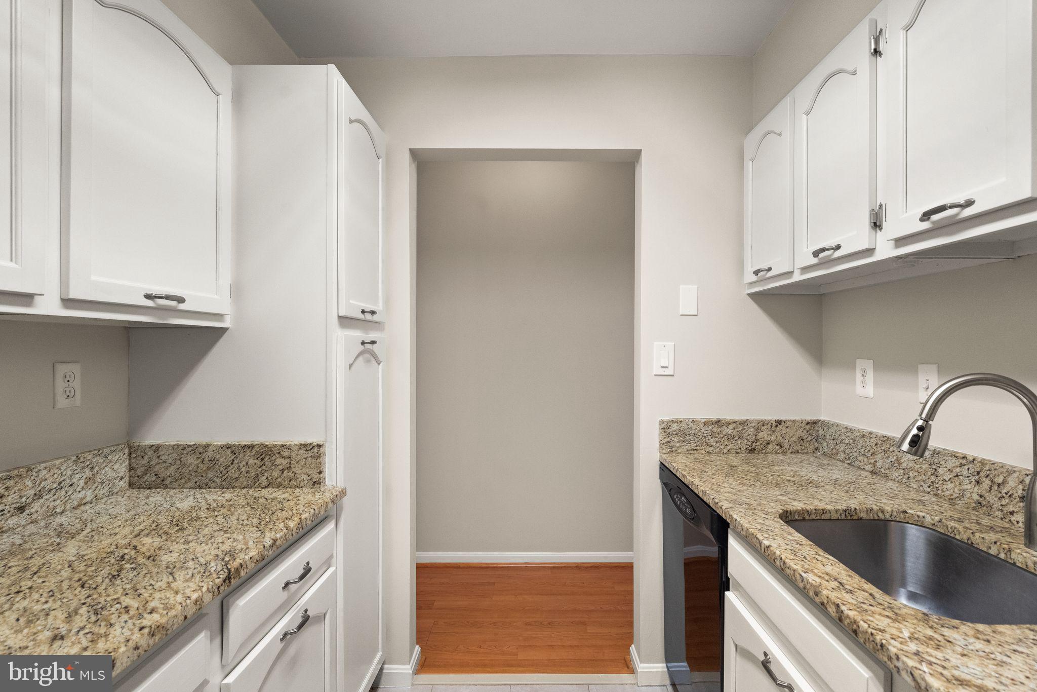 BURKE COVE - Residential