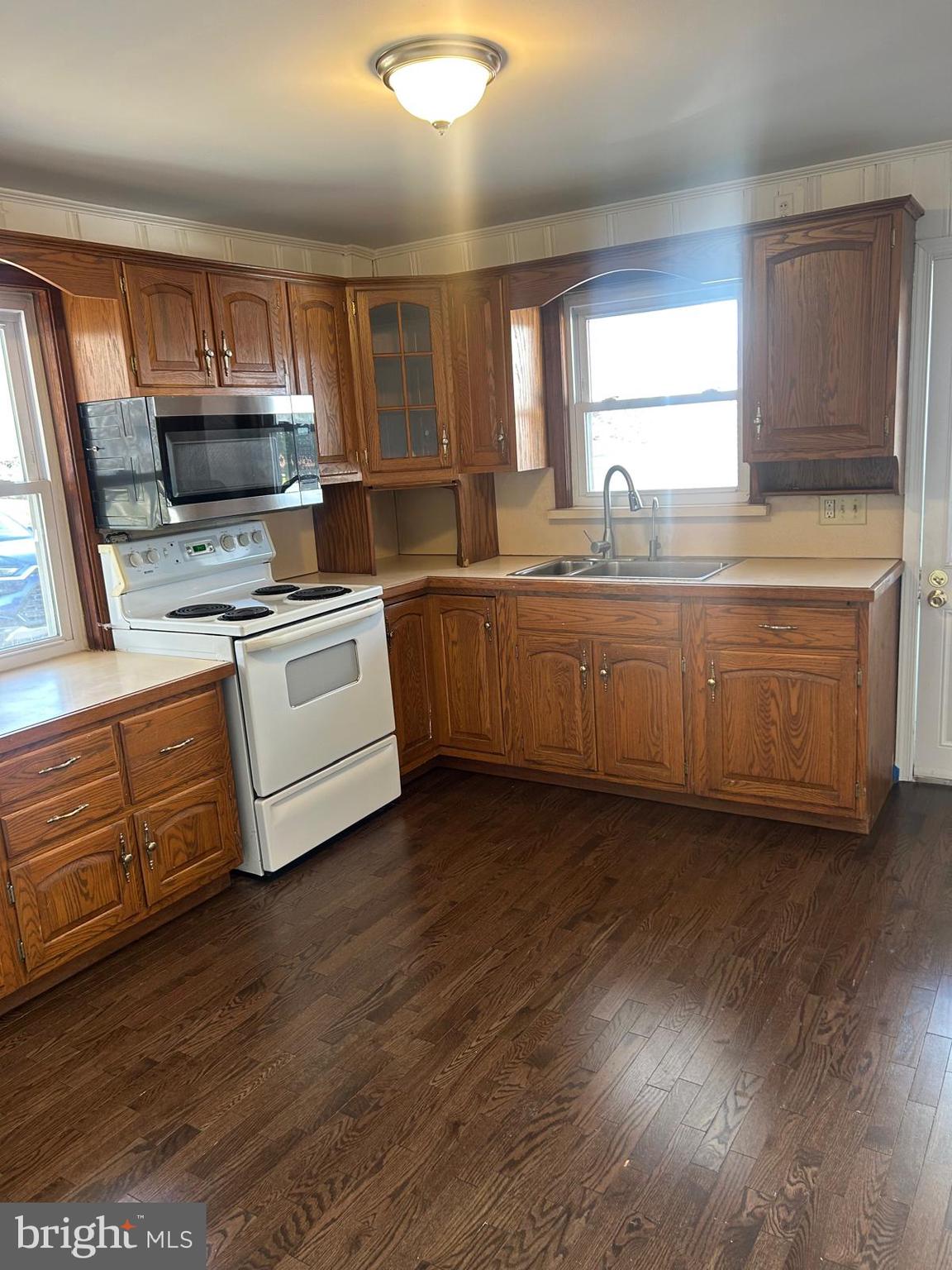 WILLOWBROOK - Residential Lease