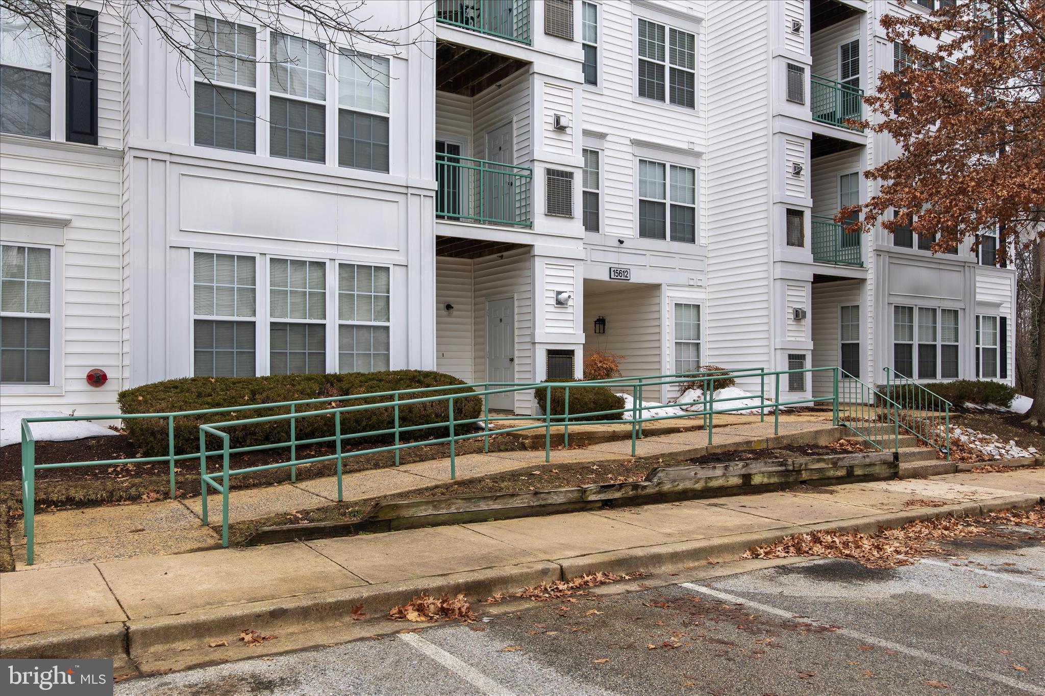 15612 EVERGLADE LANE 404