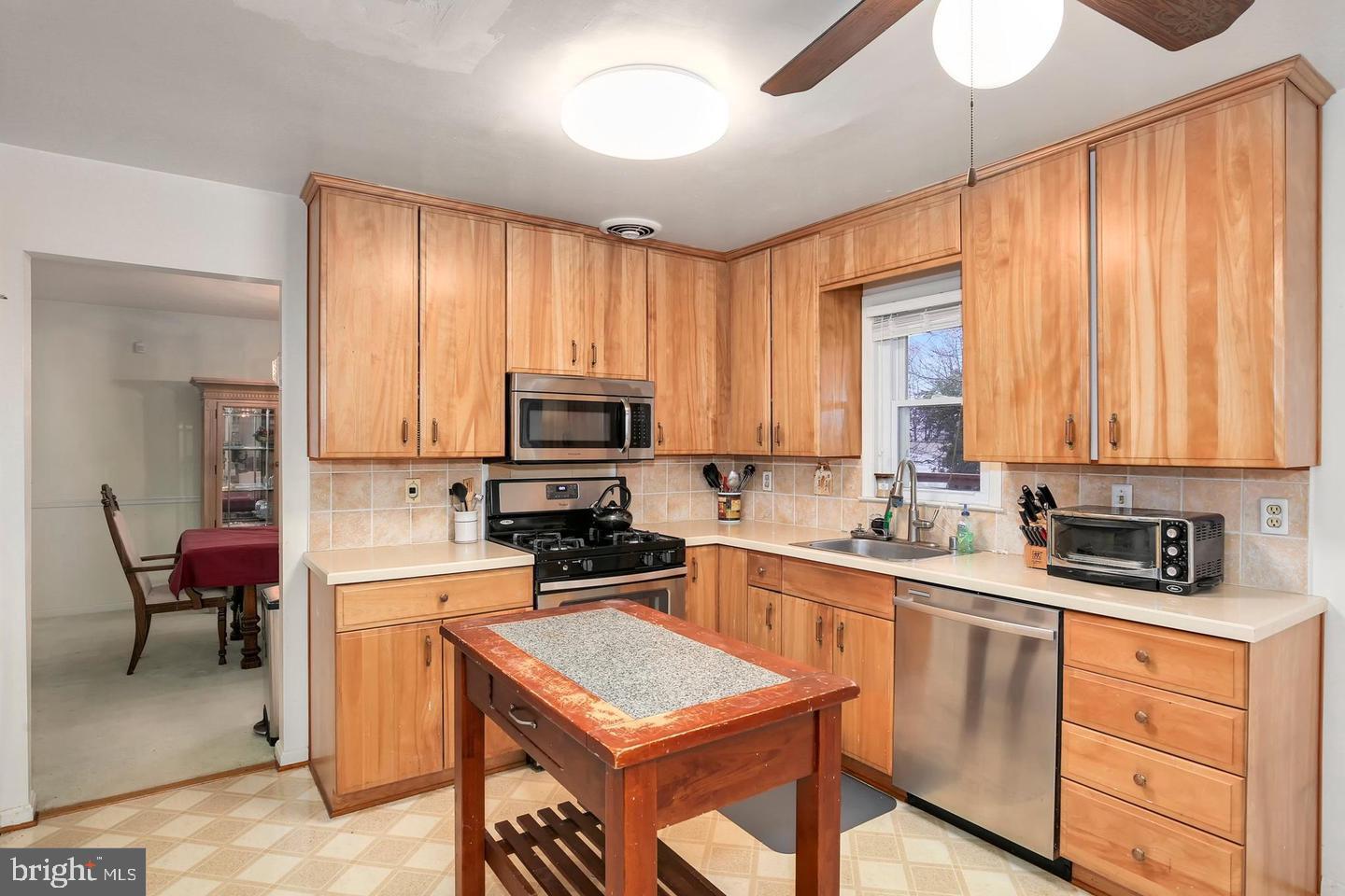 GLENFIELD MANOR - Residential