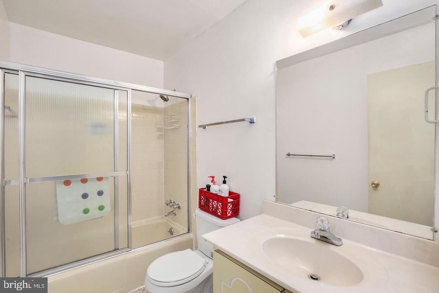 GLENFIELD MANOR - Residential