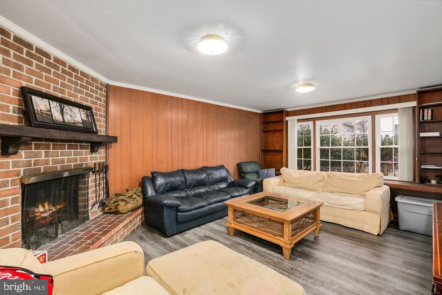 GLENFIELD MANOR - Residential