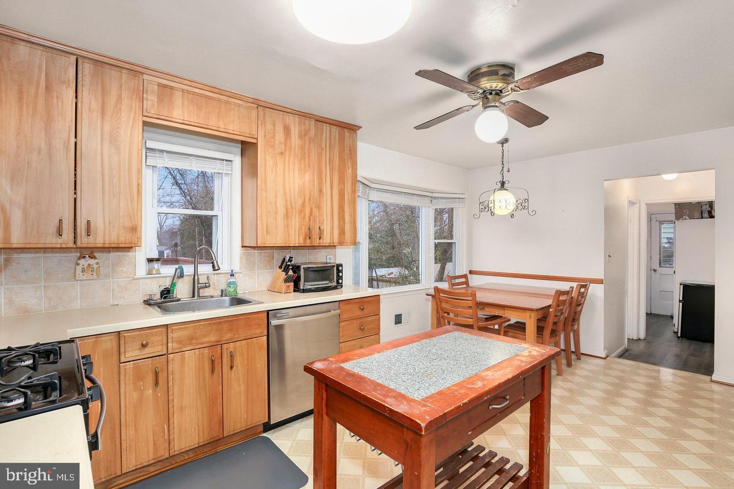 GLENFIELD MANOR - Residential