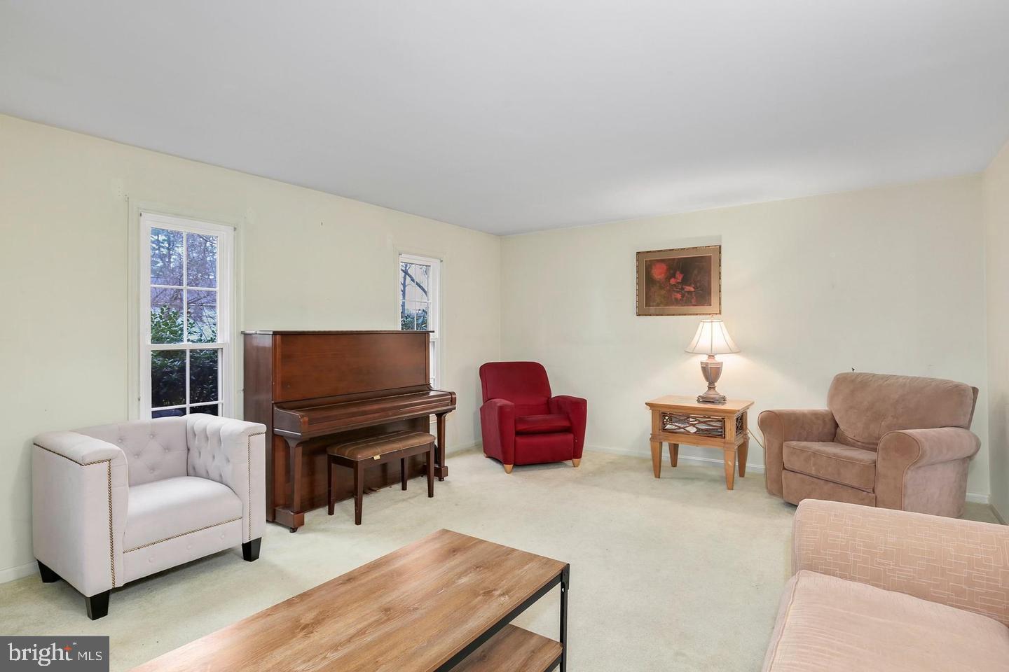 GLENFIELD MANOR - Residential