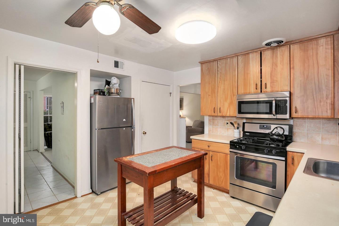 GLENFIELD MANOR - Residential