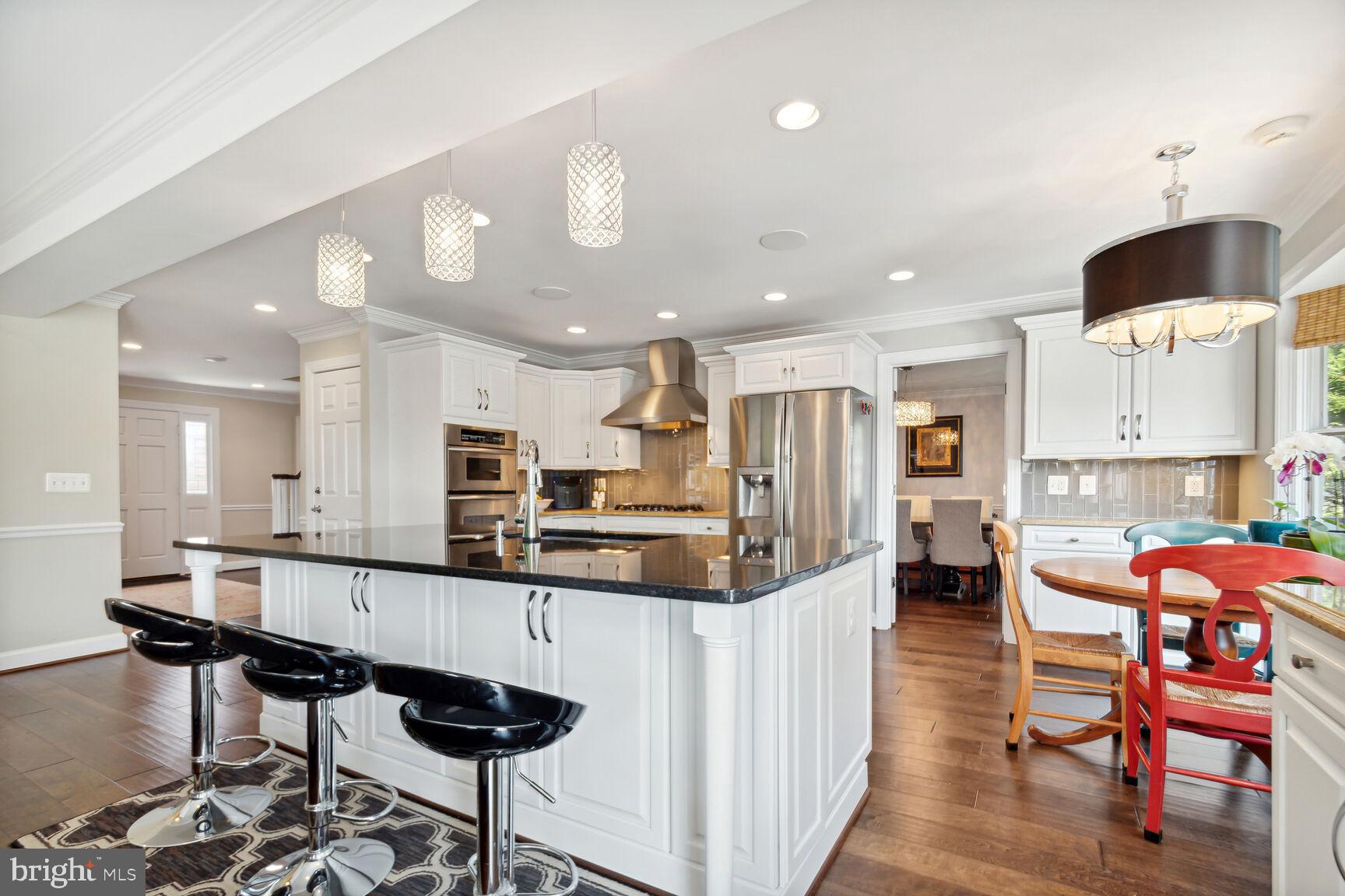 CHAIN BRIDGE SQUARE - Residential