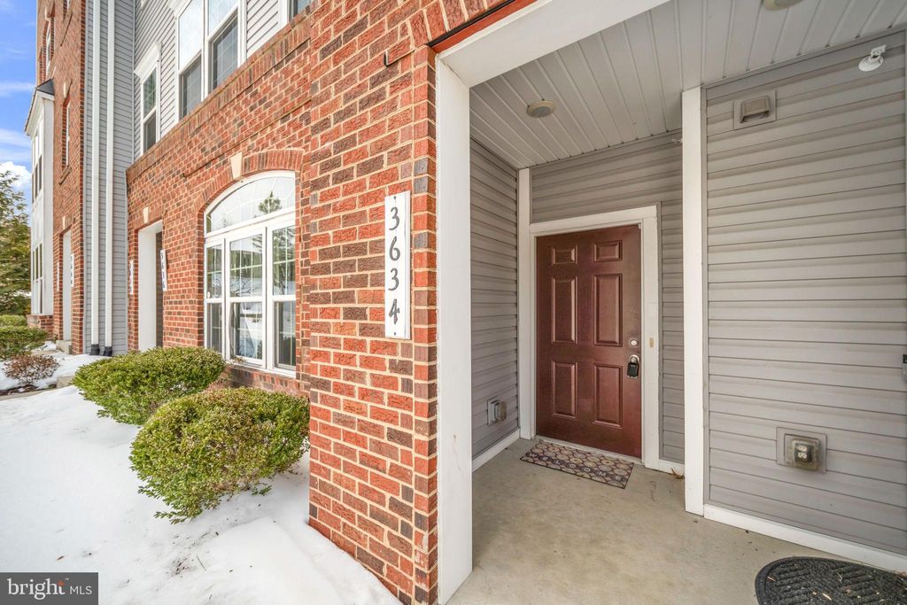 Photo of 3634 Briarwood Dr, DUMFRIES, VA 22026 (MLS # VAPW2119964)