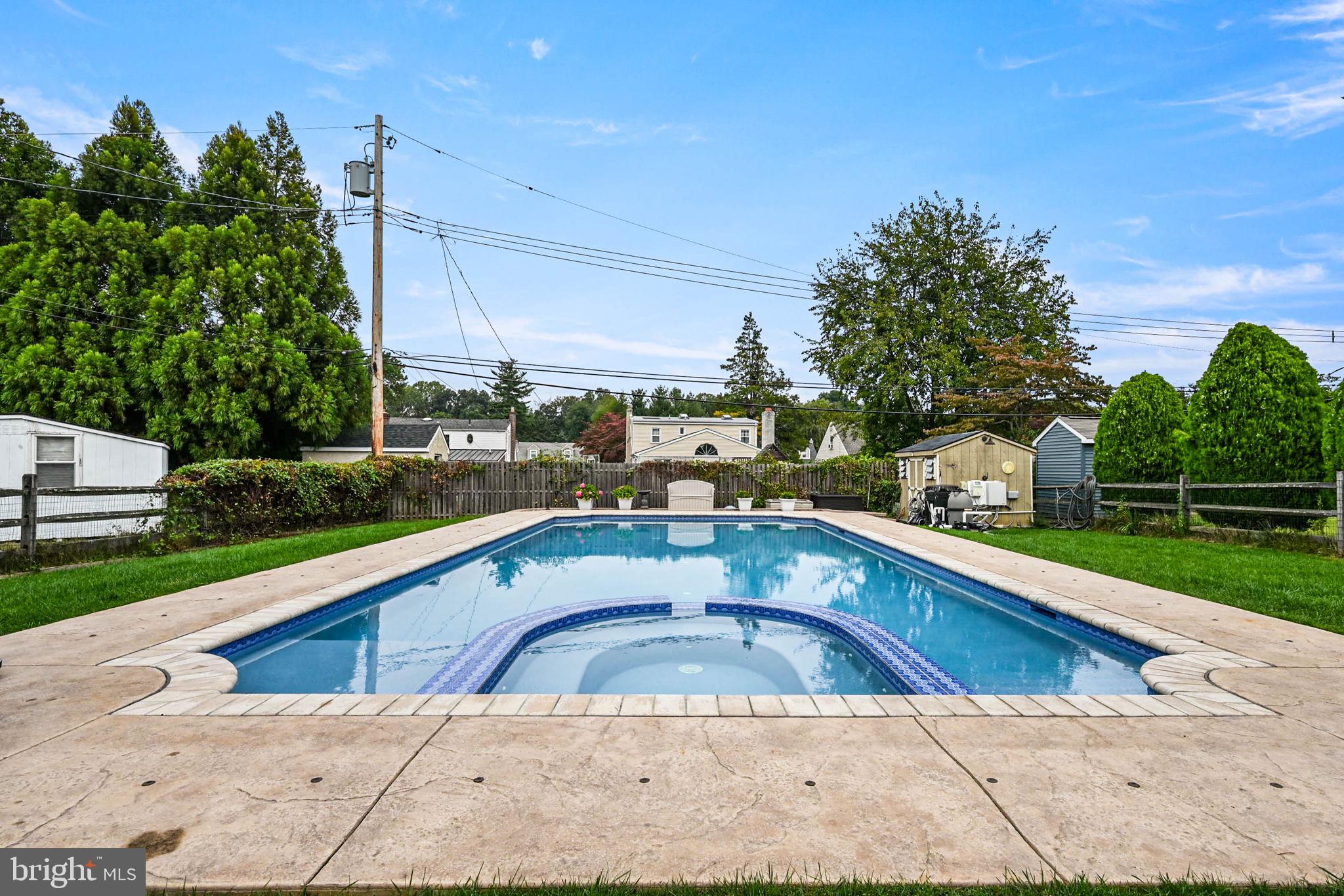 SPRINGFIELD - Residential