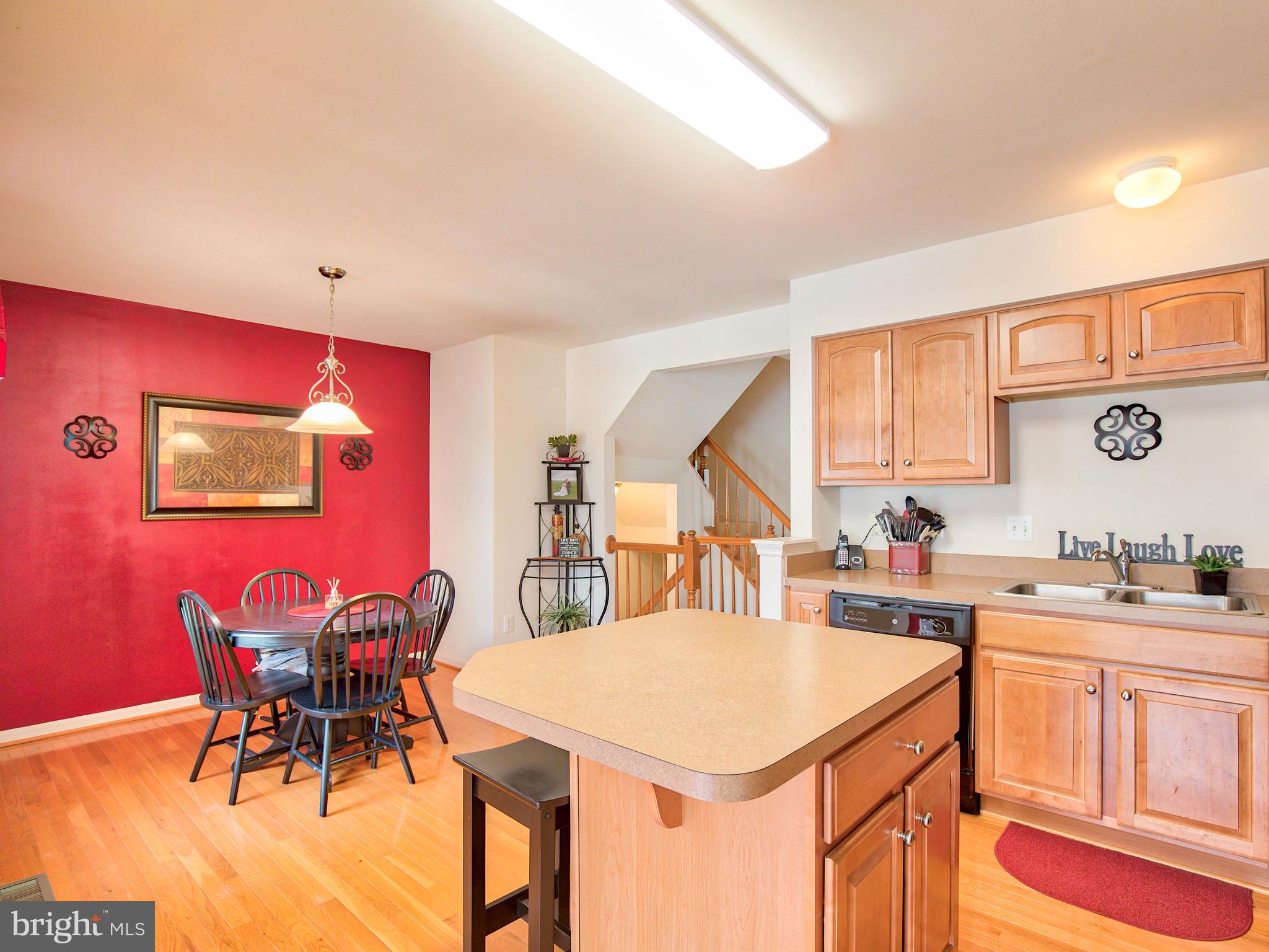 LAKELAND PLACE - Residential