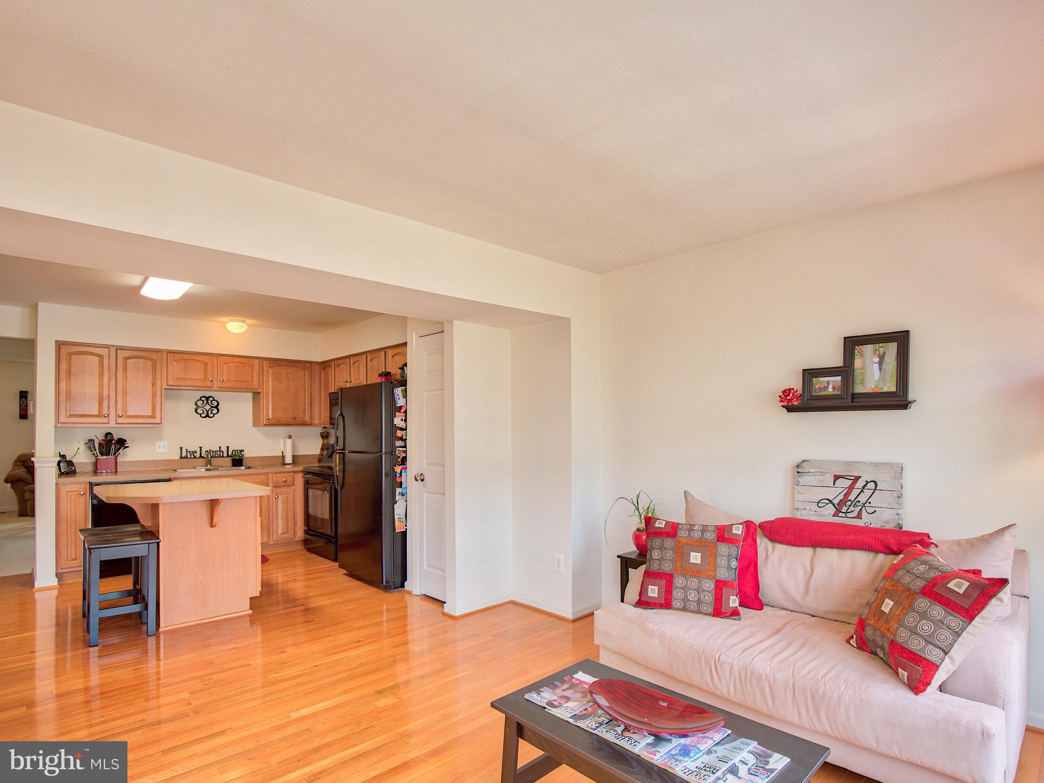 LAKELAND PLACE - Residential