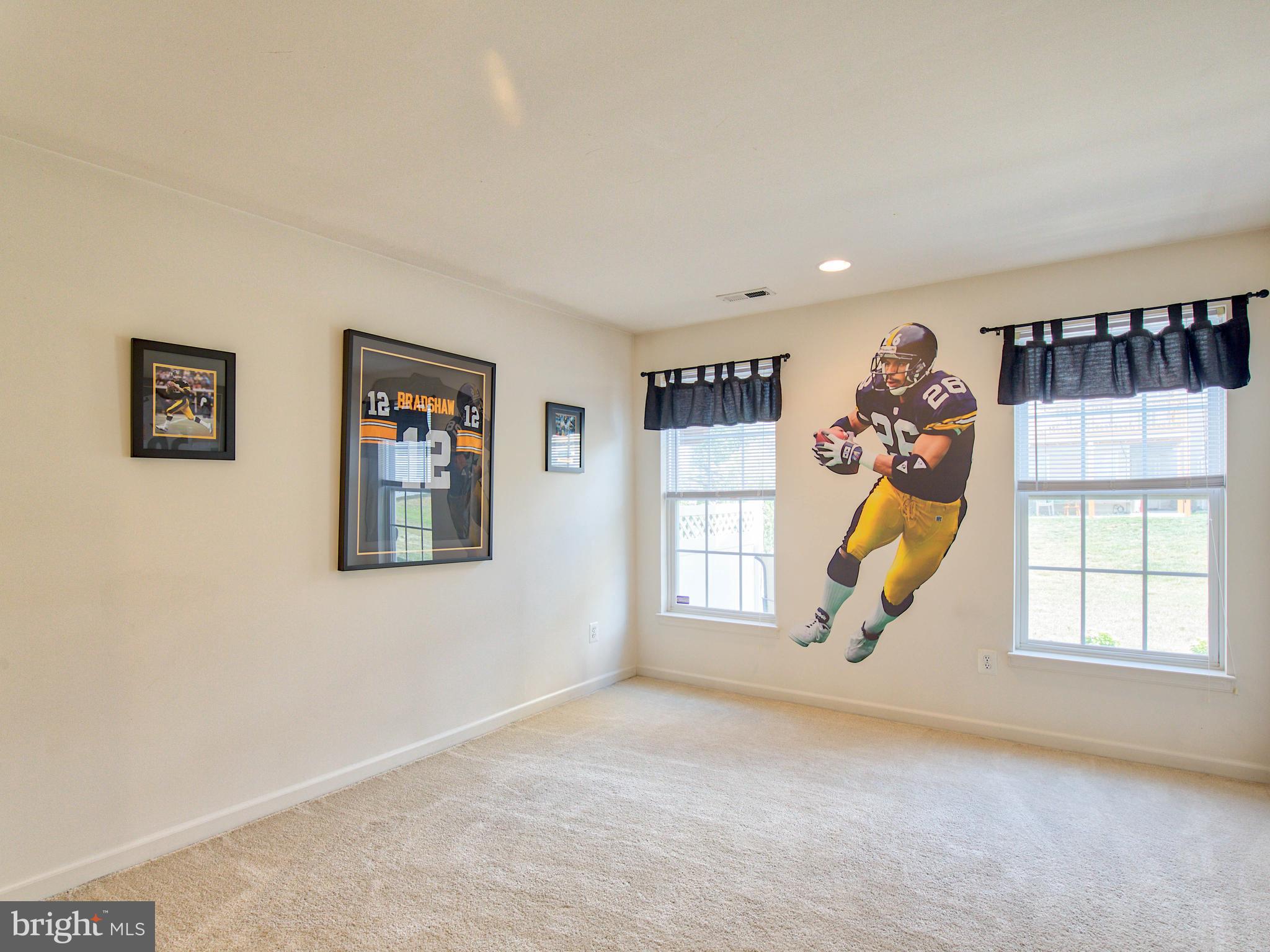 LAKELAND PLACE - Residential