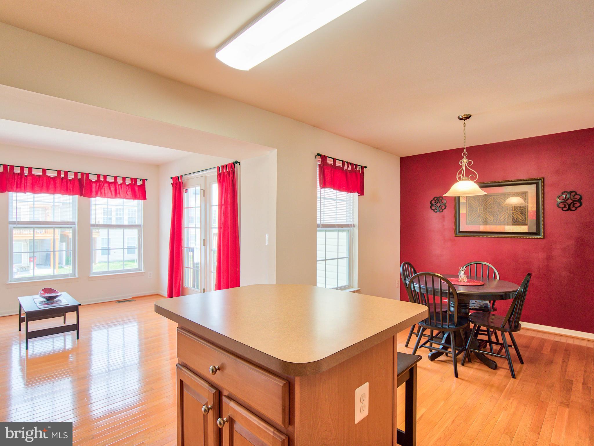 LAKELAND PLACE - Residential