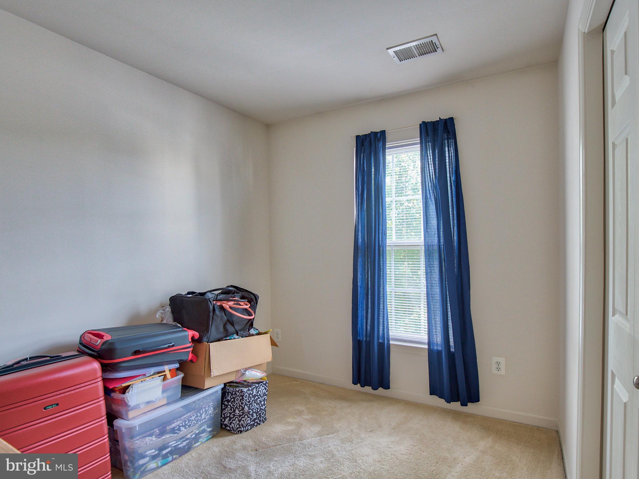 LAKELAND PLACE - Residential