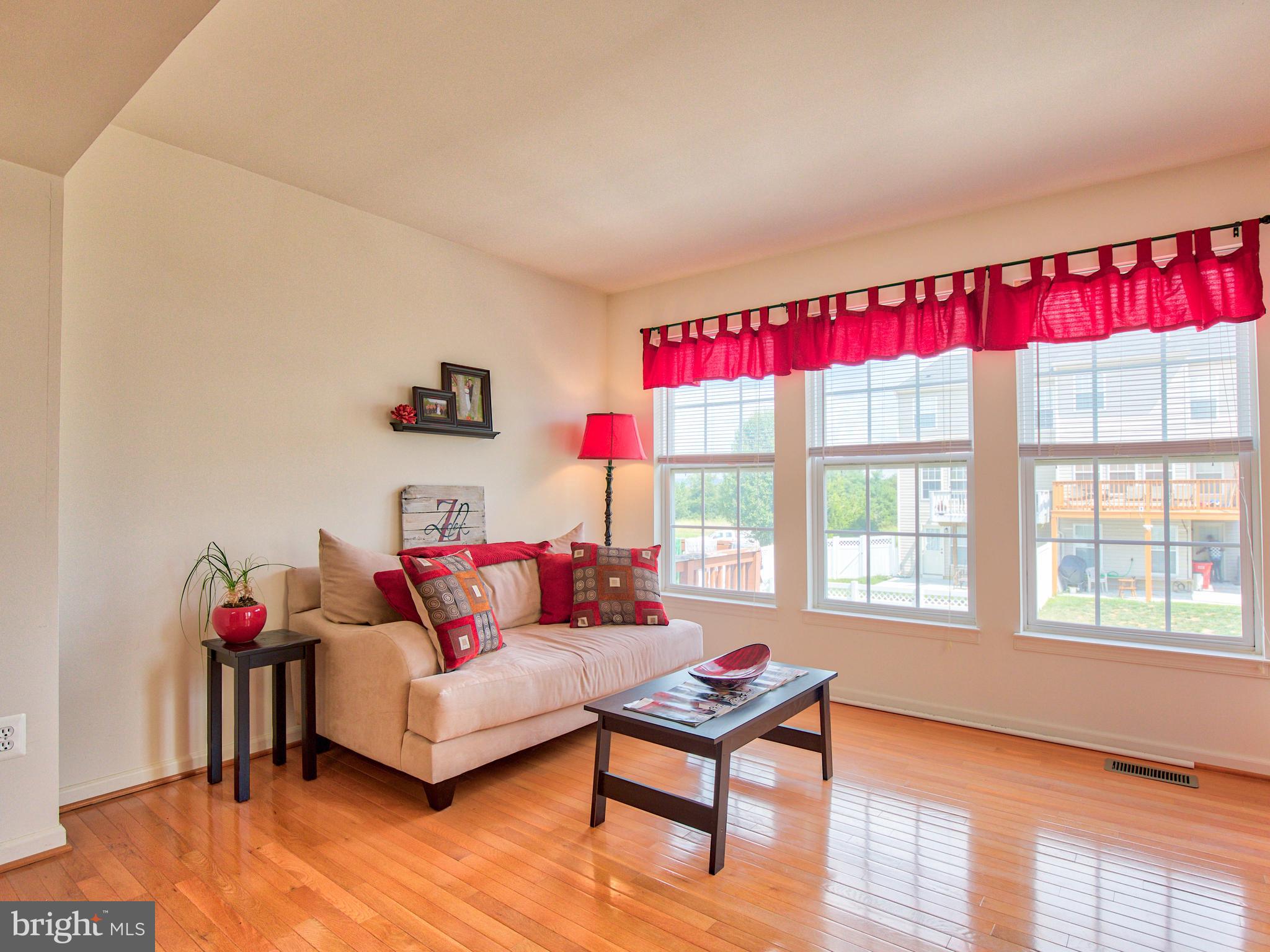 LAKELAND PLACE - Residential