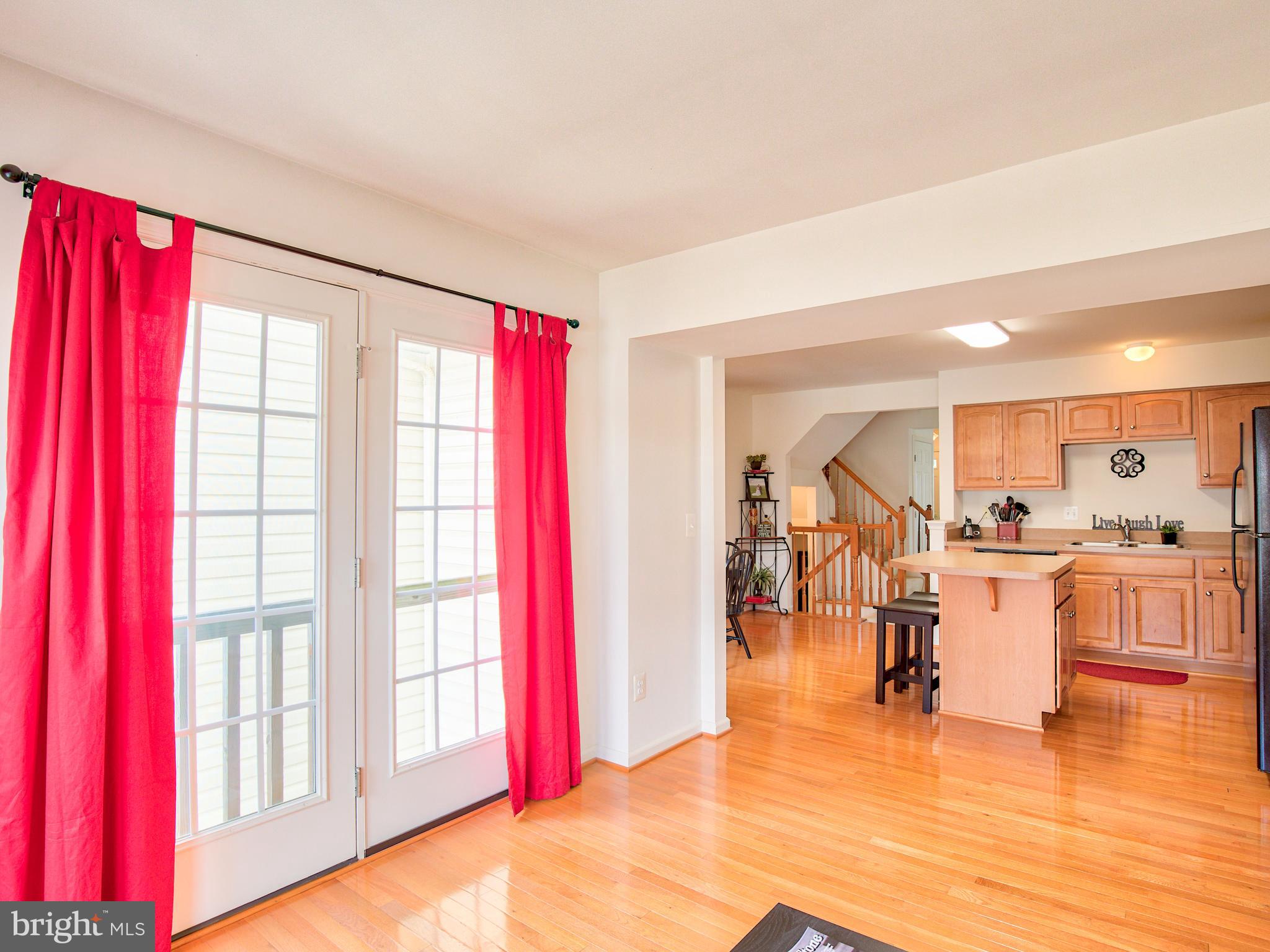 LAKELAND PLACE - Residential