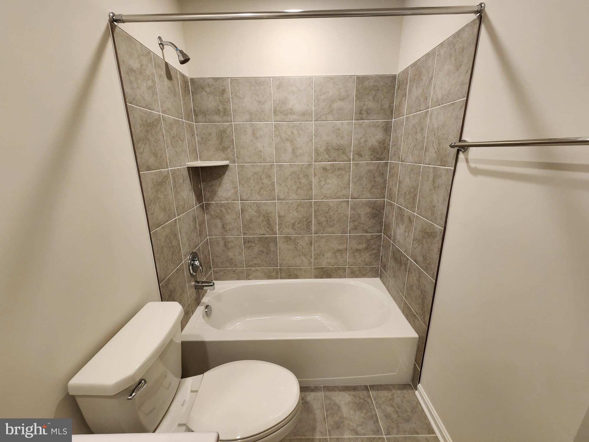 NORBORNE GLEBE - Residential Lease