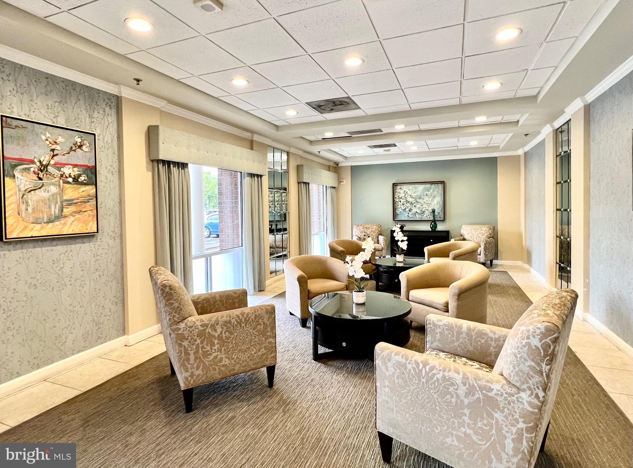 VANTAGE POINT WEST AT LW - Residential