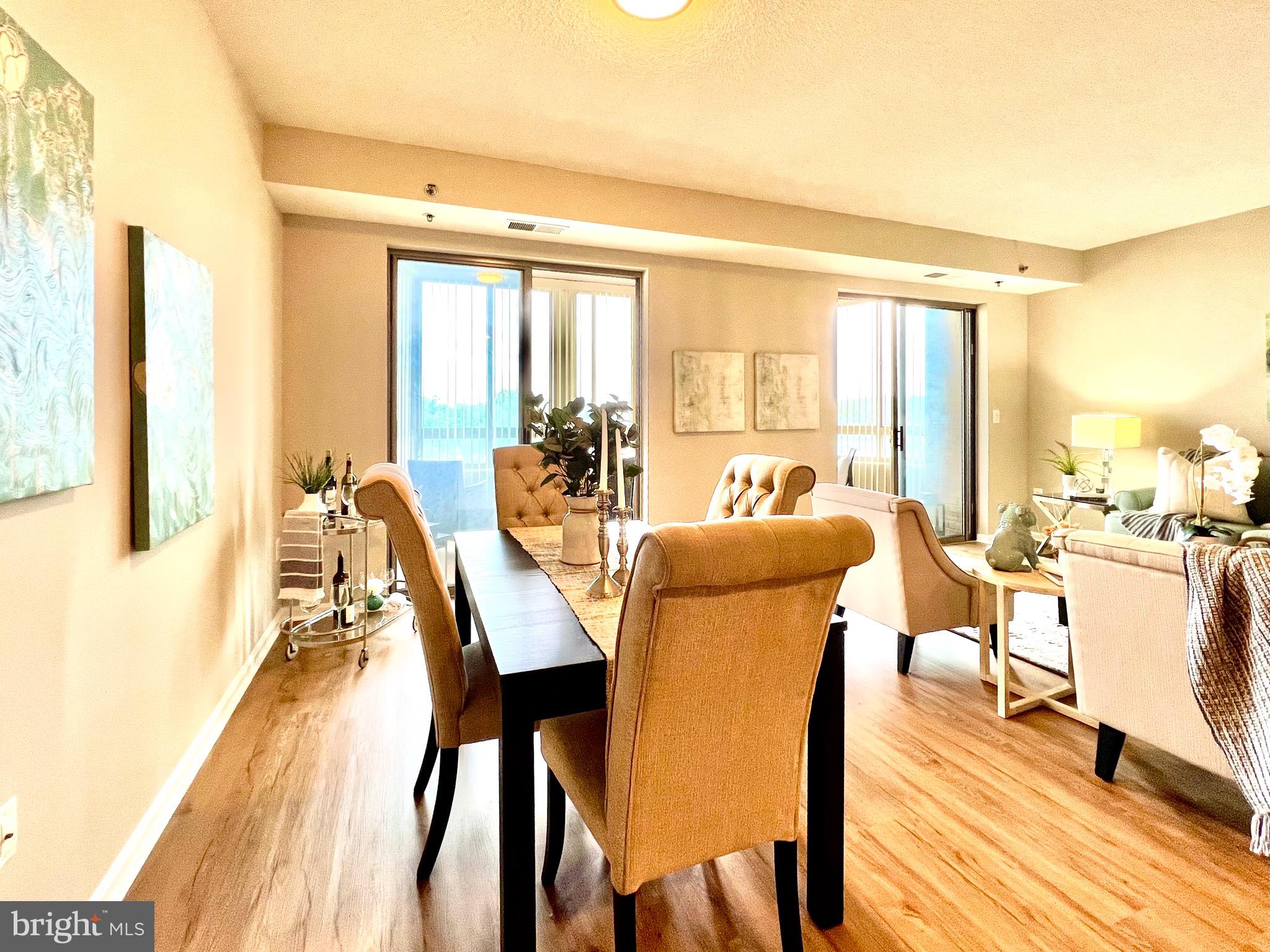 VANTAGE POINT WEST AT LW - Residential