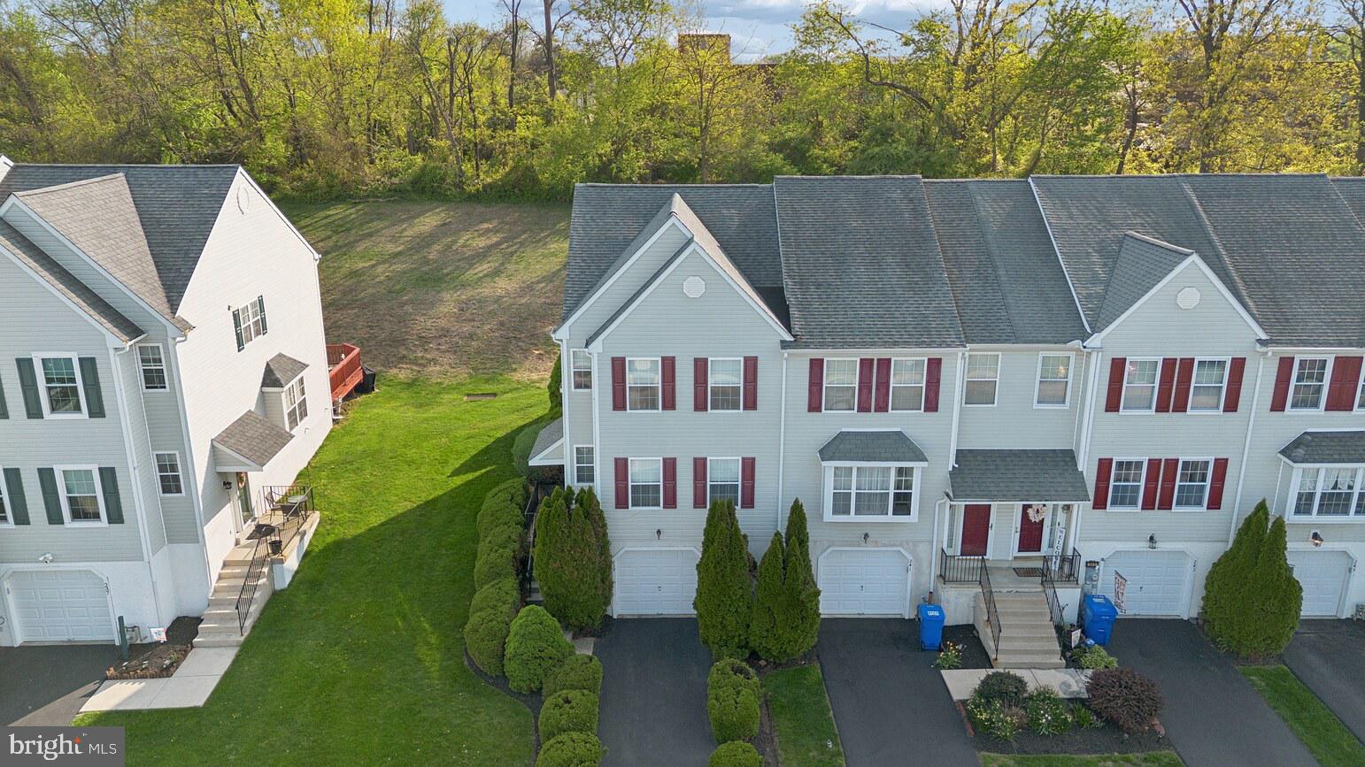 SPRING VALLEY WAY - Residential