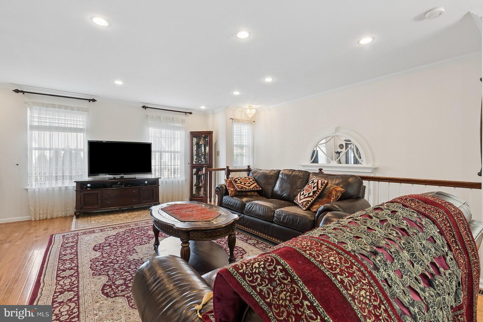 SPRING VALLEY WAY - Residential