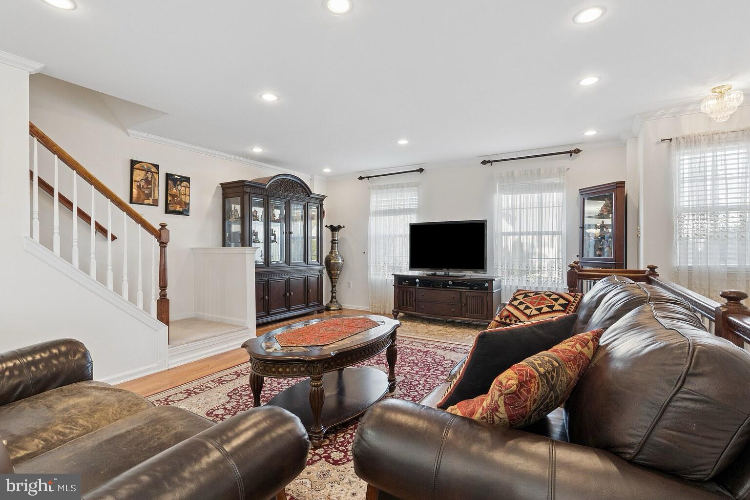 SPRING VALLEY WAY - Residential