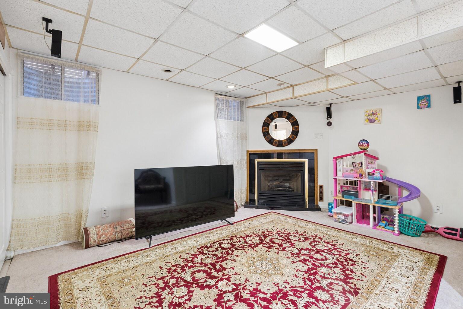 SPRING VALLEY WAY - Residential