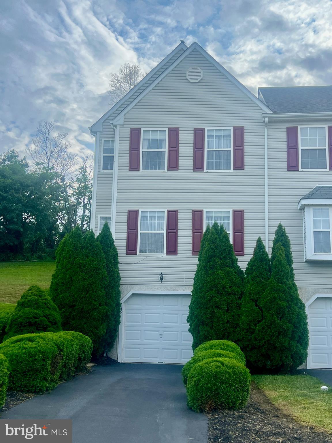 SPRING VALLEY WAY - Residential