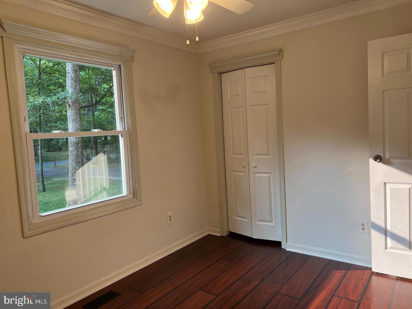 LAKE OF THE WOODS - Residential Lease