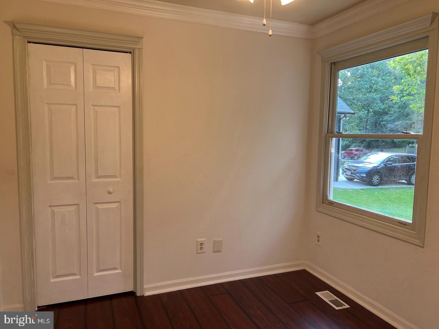 LAKE OF THE WOODS - Residential Lease