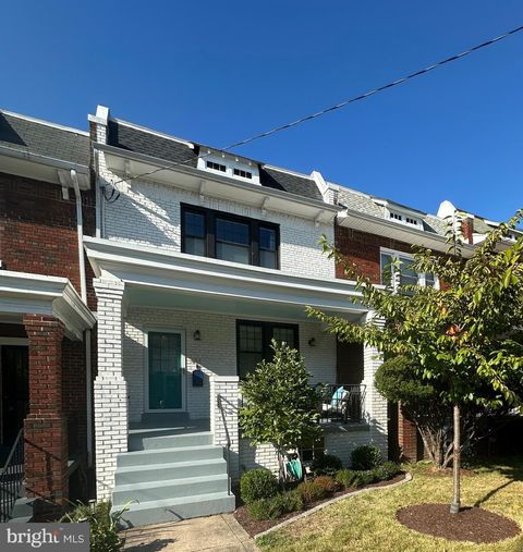 421 FARRAGUT STREET NW WASHINGTON DC 20011