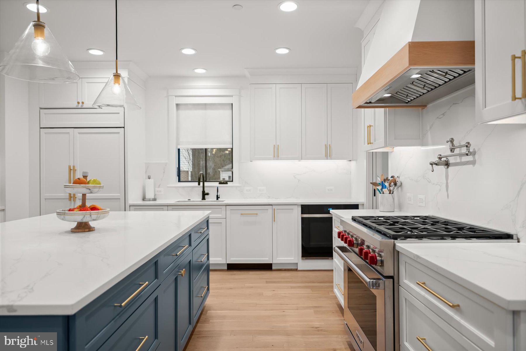 BRADLEY HILLS - Residential