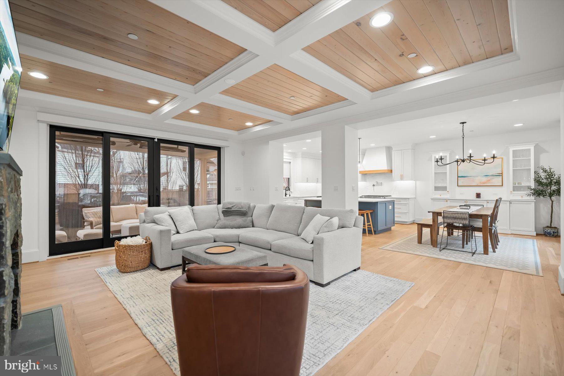 BRADLEY HILLS - Residential