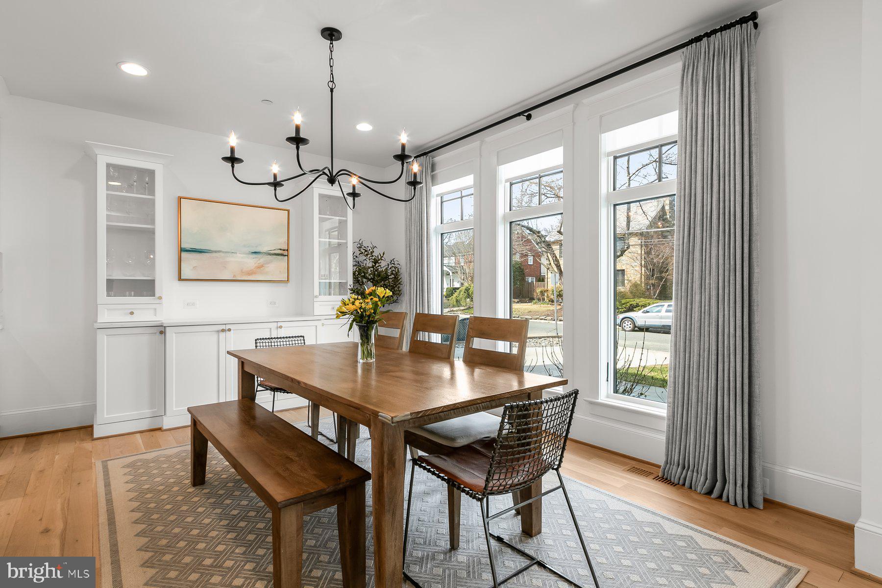 BRADLEY HILLS - Residential