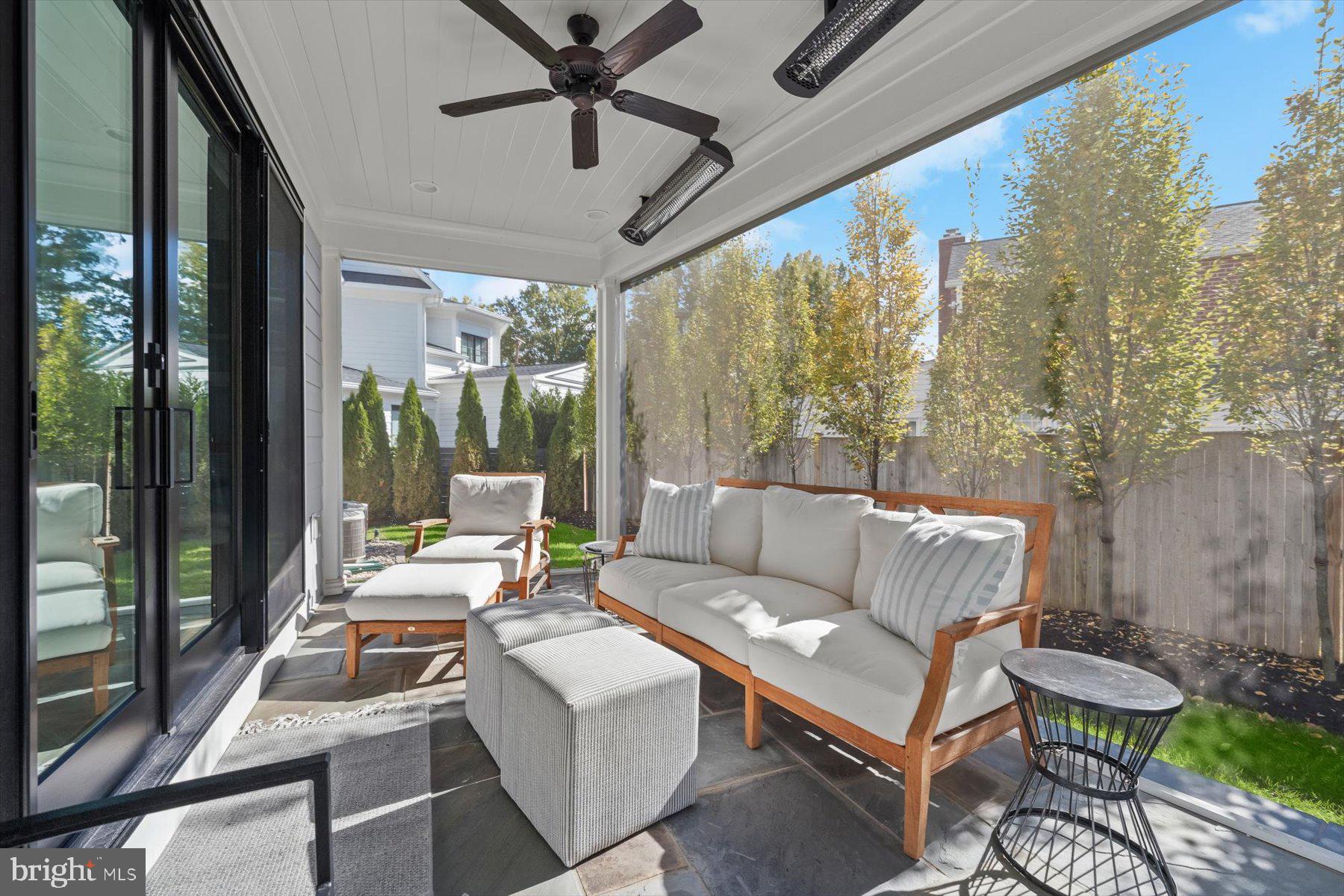 BRADLEY HILLS - Residential