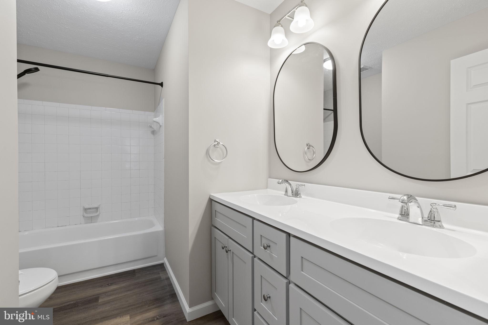 WINDEMERE - Residential