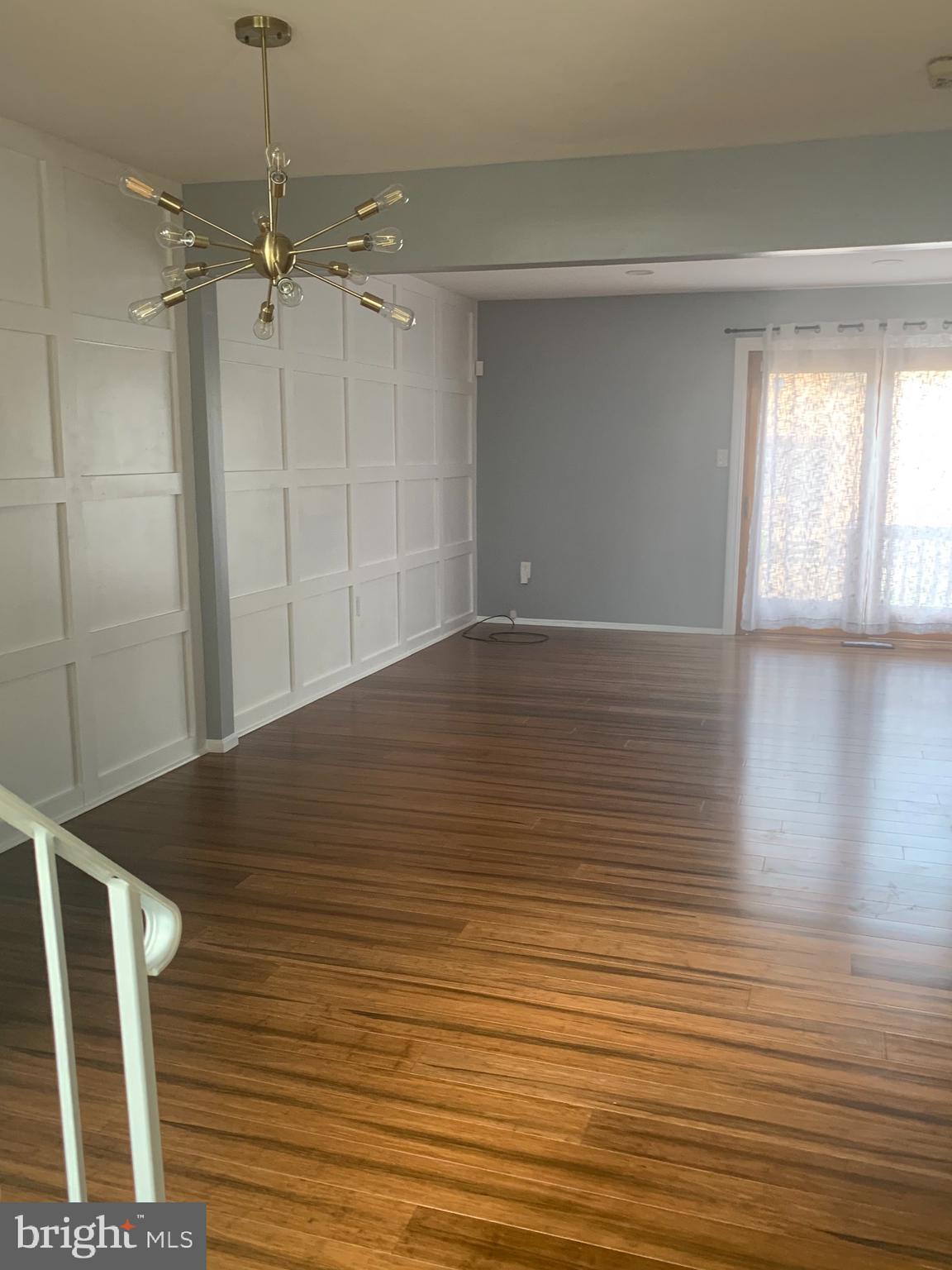 ABBOTT COMMONS - Residential Lease