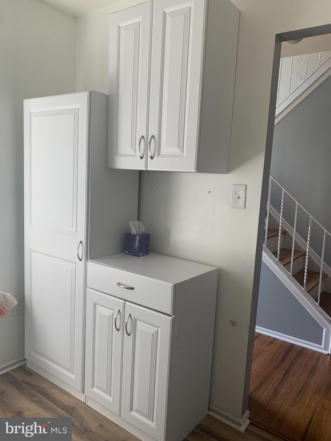 ABBOTT COMMONS - Residential Lease