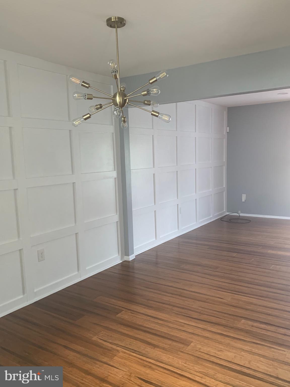 ABBOTT COMMONS - Residential Lease