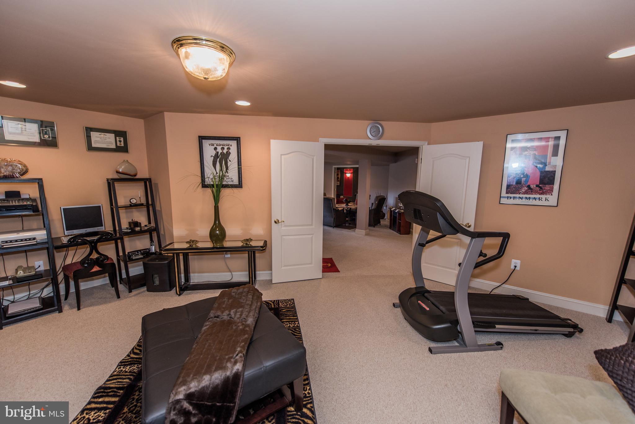 HAMMONDS MILL - Residential