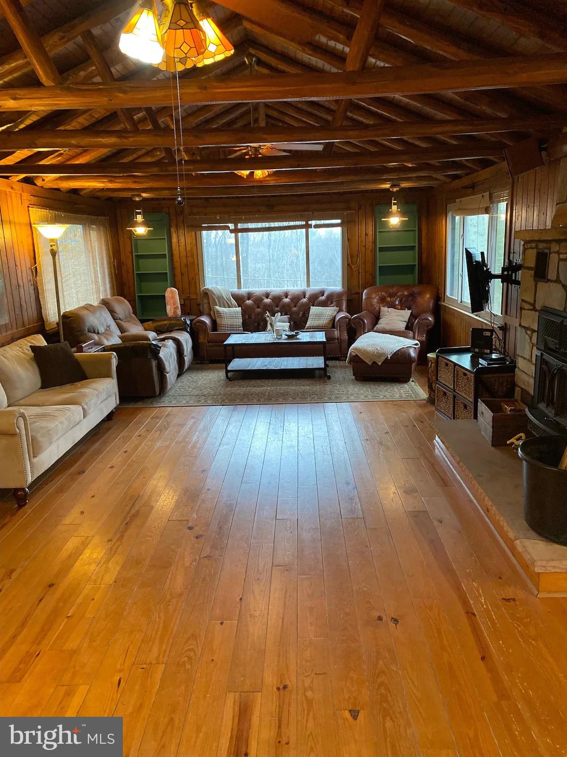 SHANNONDALE - Residential