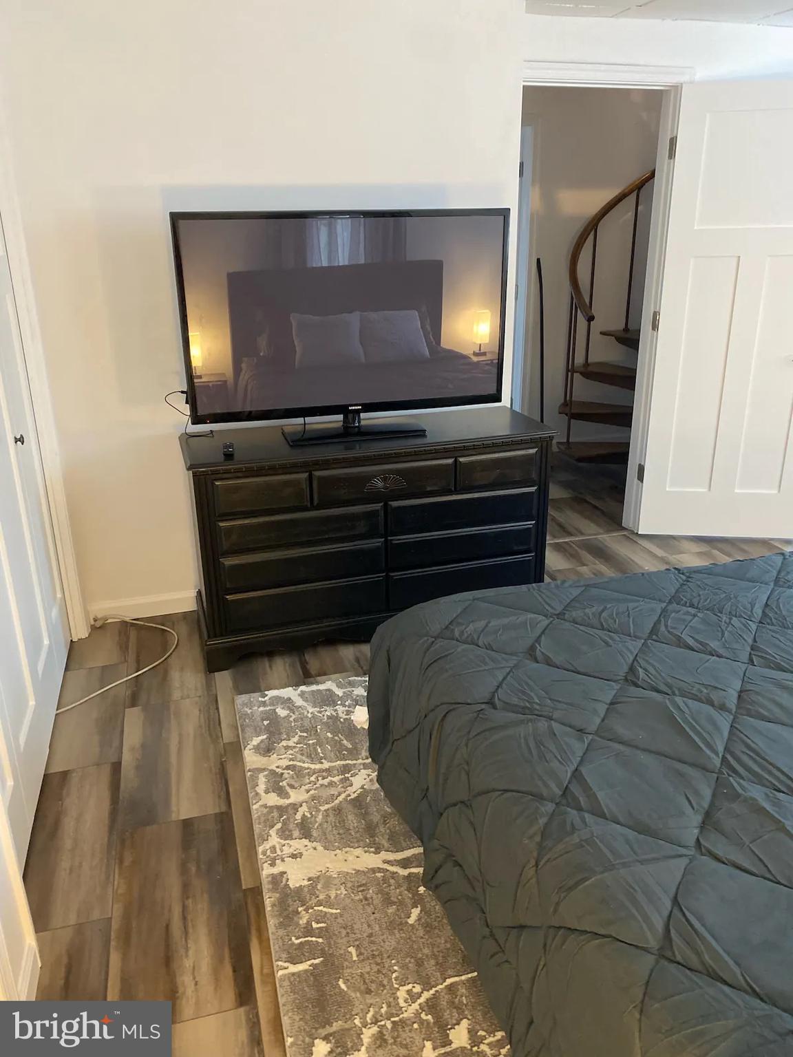 SHANNONDALE - Residential