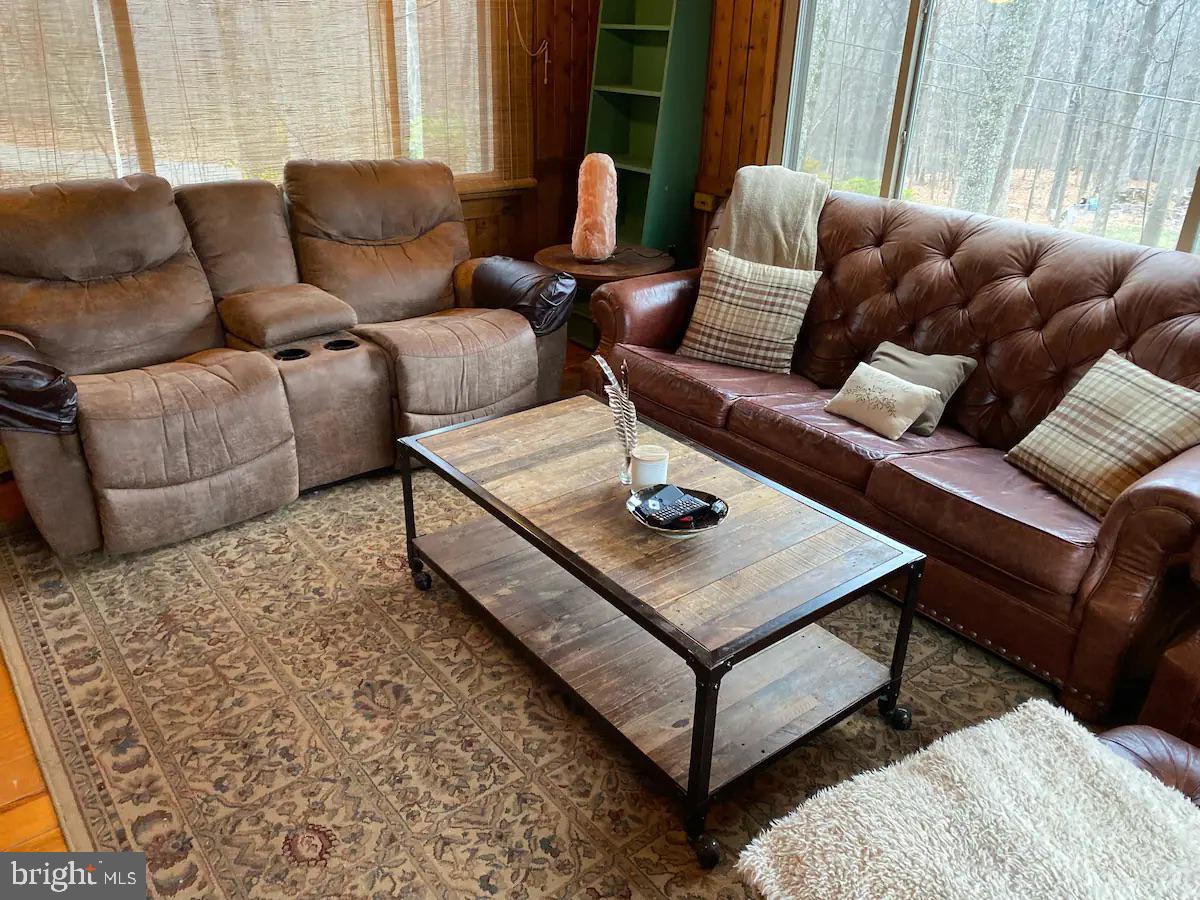 SHANNONDALE - Residential