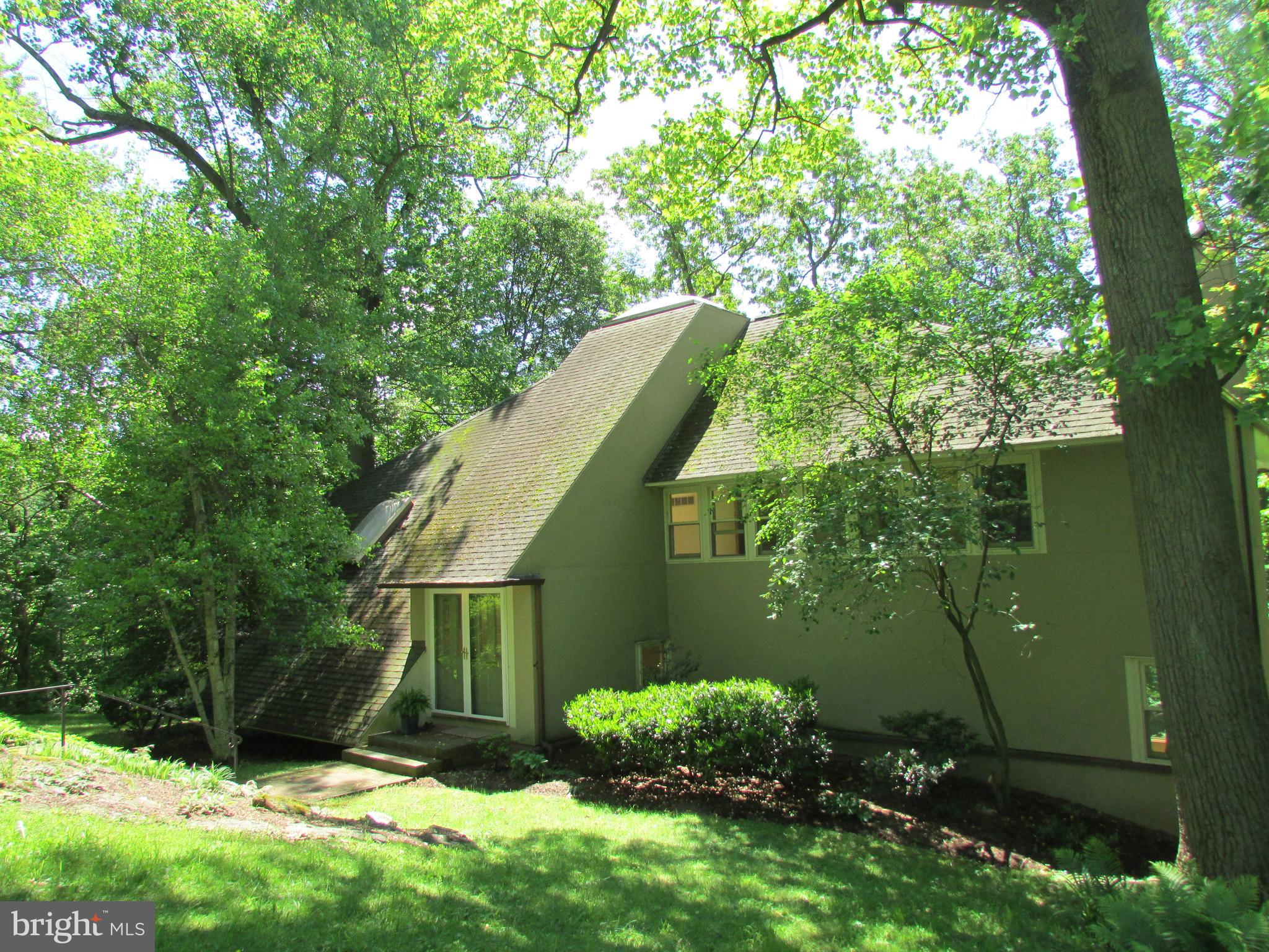 CHESTNUT HILL - Residential