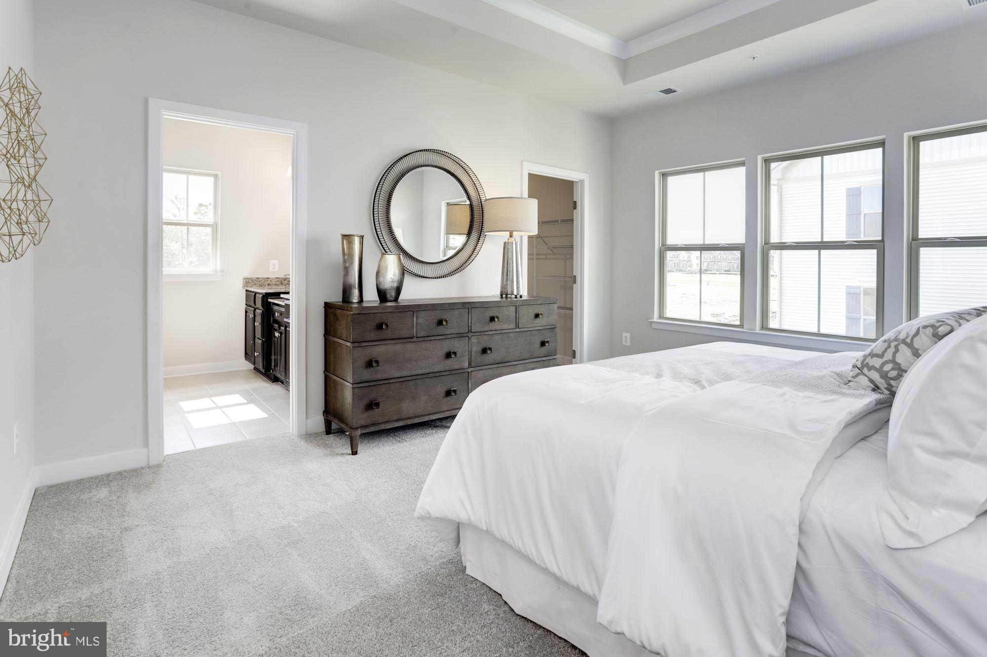 LAKE LINGANORE - Residential