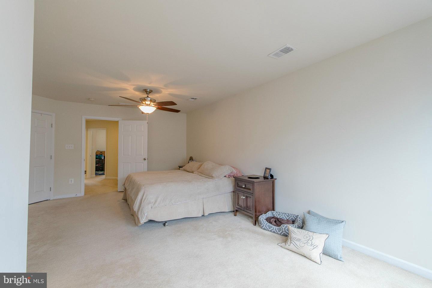 BROOKFIELD - Residential