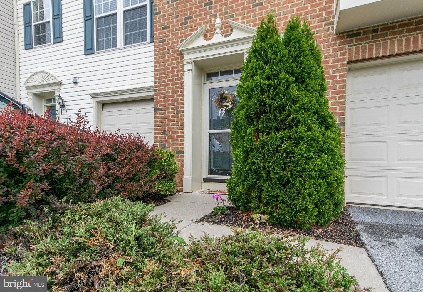 BROOKFIELD - Residential