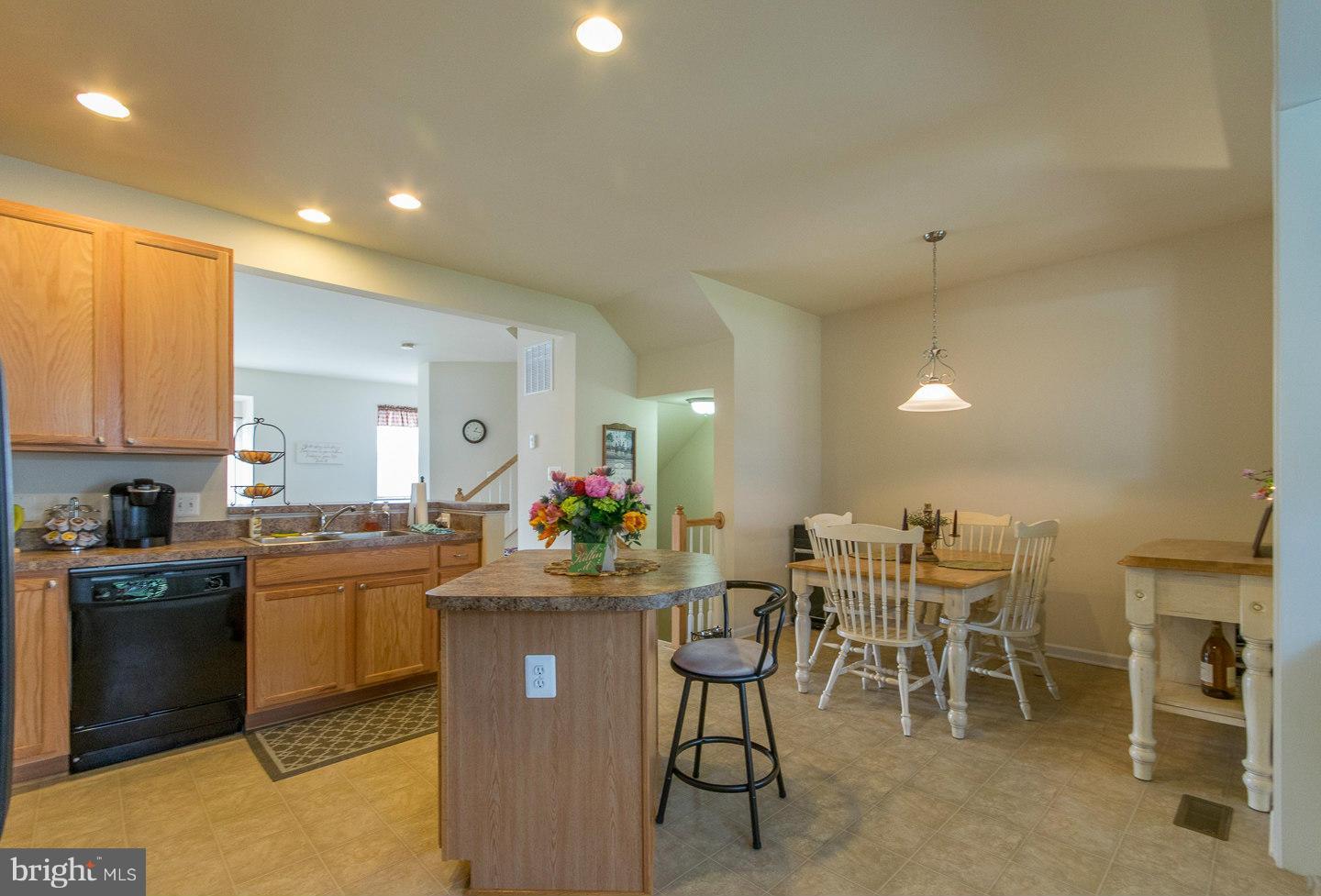 BROOKFIELD - Residential