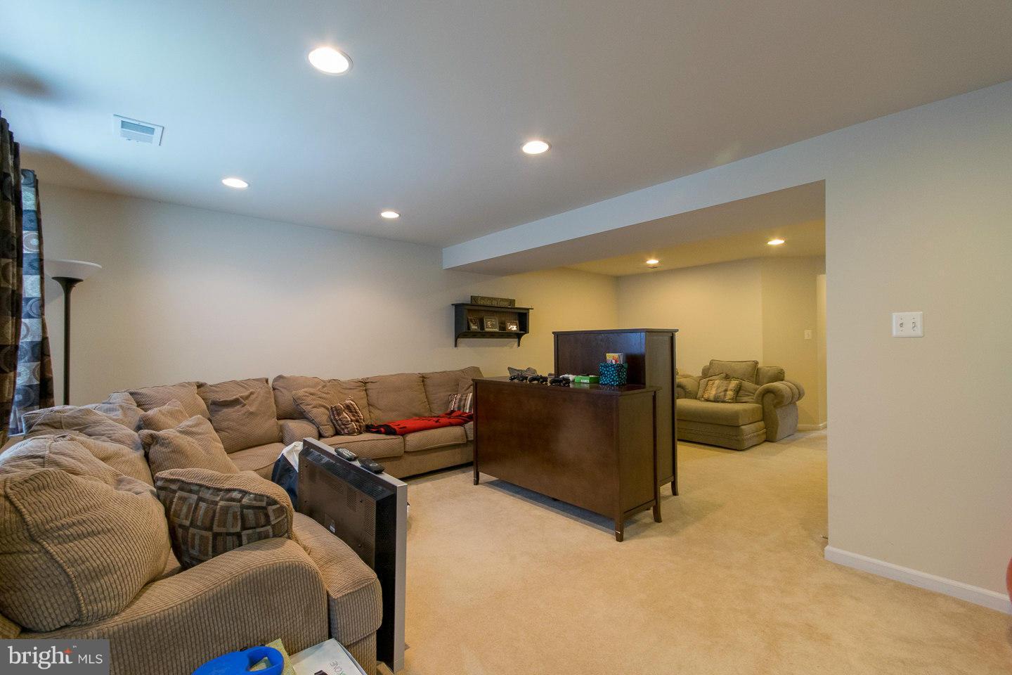 BROOKFIELD - Residential