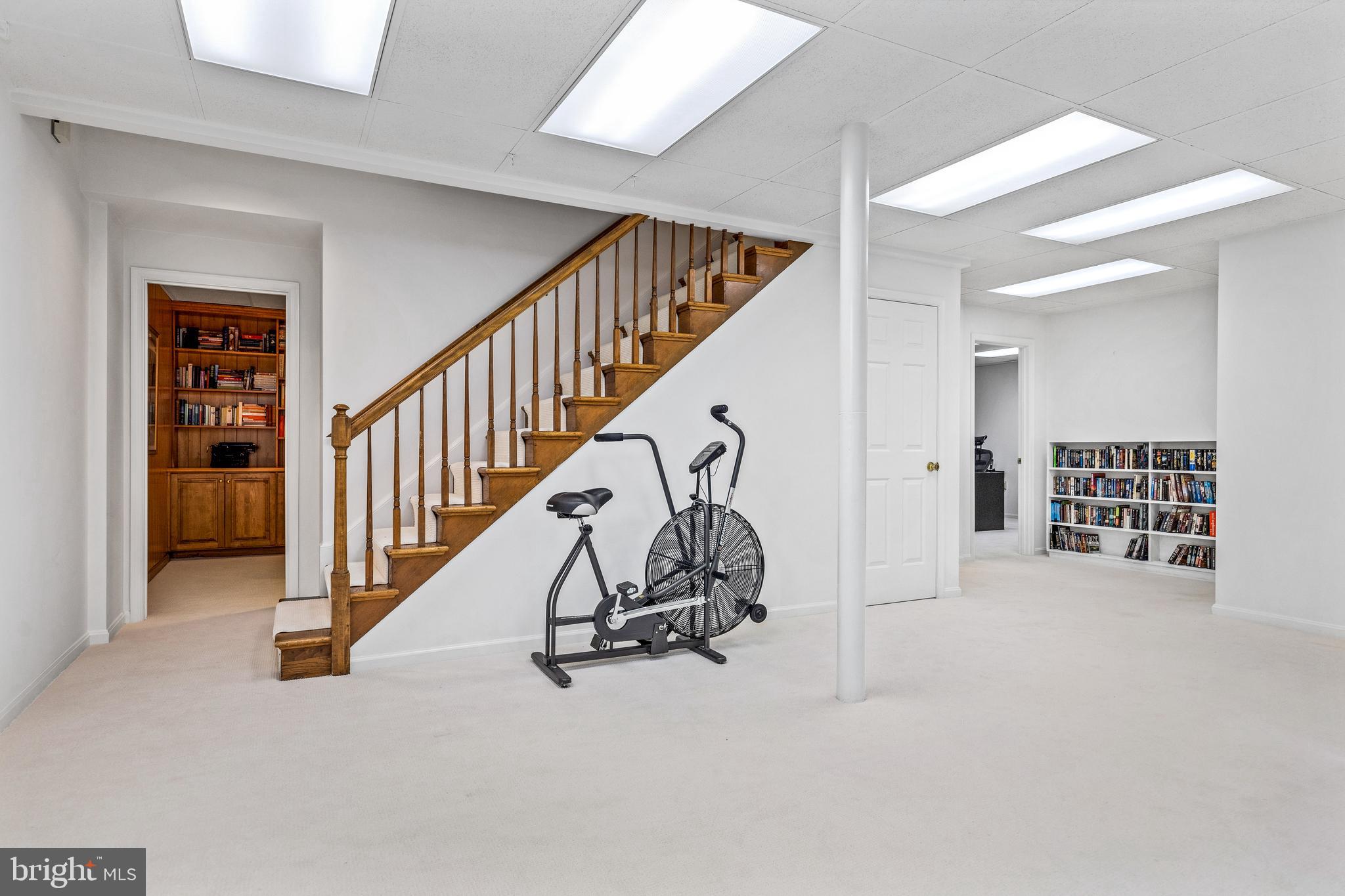 WESTMORELAND HILLS - Residential