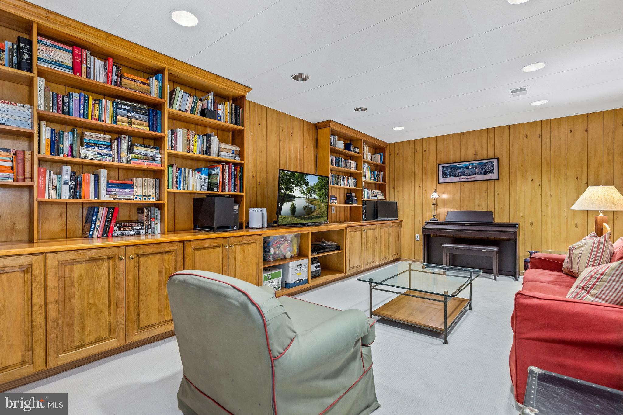 WESTMORELAND HILLS - Residential